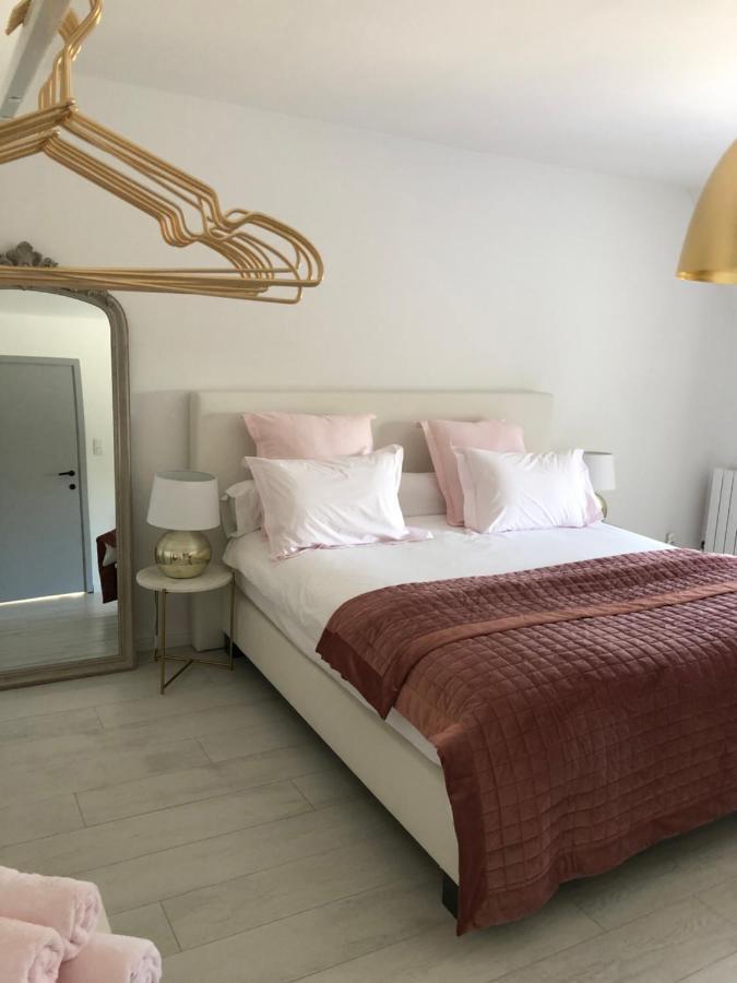 Jardin Du Marais Bed & Breakfast Froyennes ภายนอก รูปภาพ
